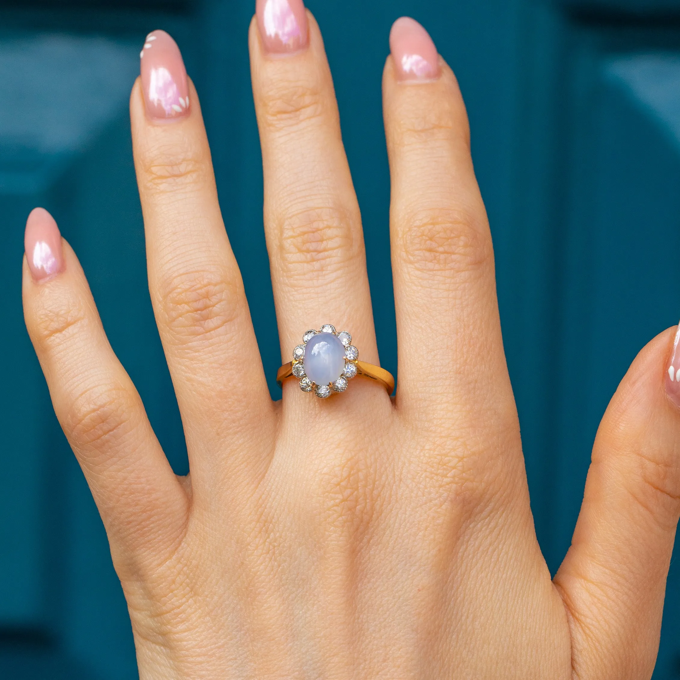 18ct Gold Natural Star Sapphire & Diamond Cluster Ring, 3.00ct Sapphire