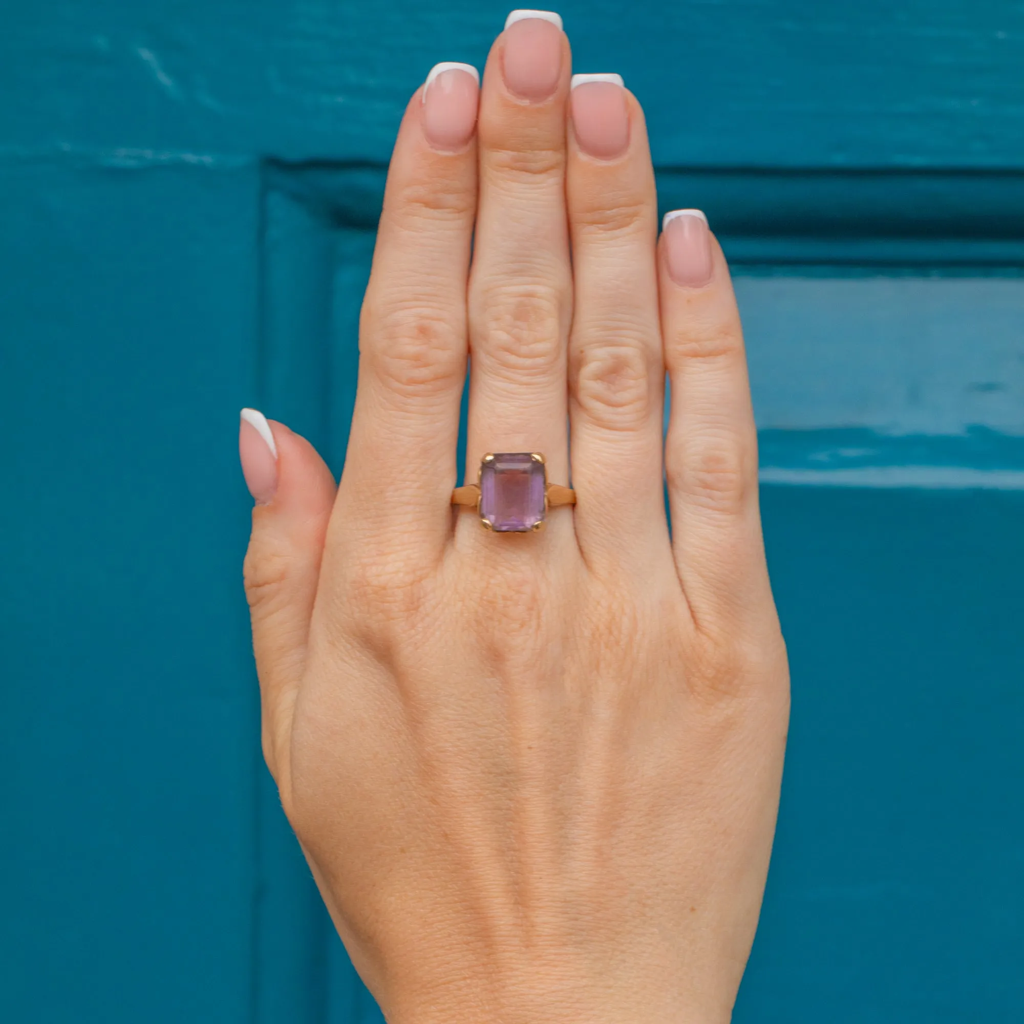 9ct Gold Amethyst Cocktail Ring- Heart Settings 4.75ct