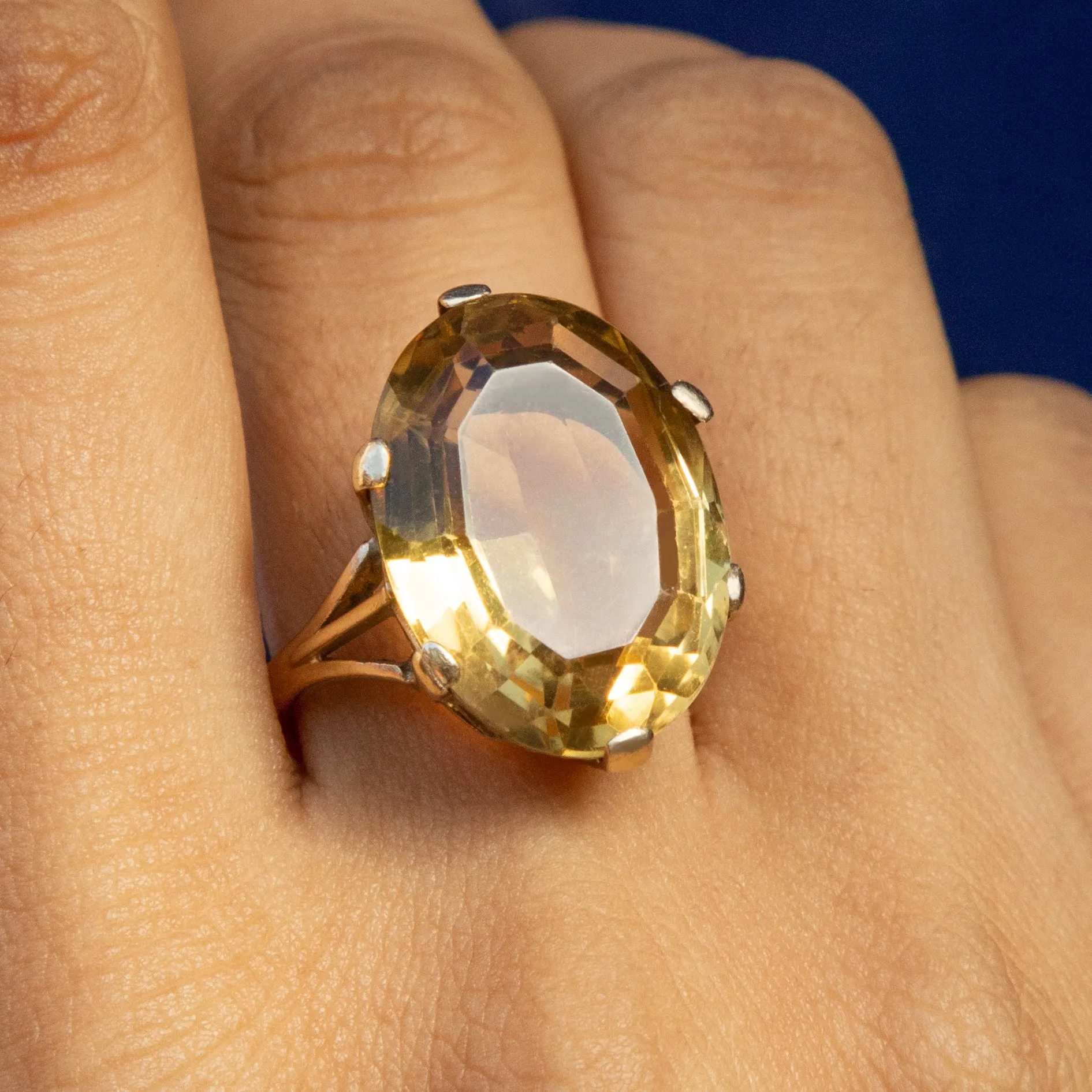 9ct Gold Citrine Cocktail Ring, 9.00ct