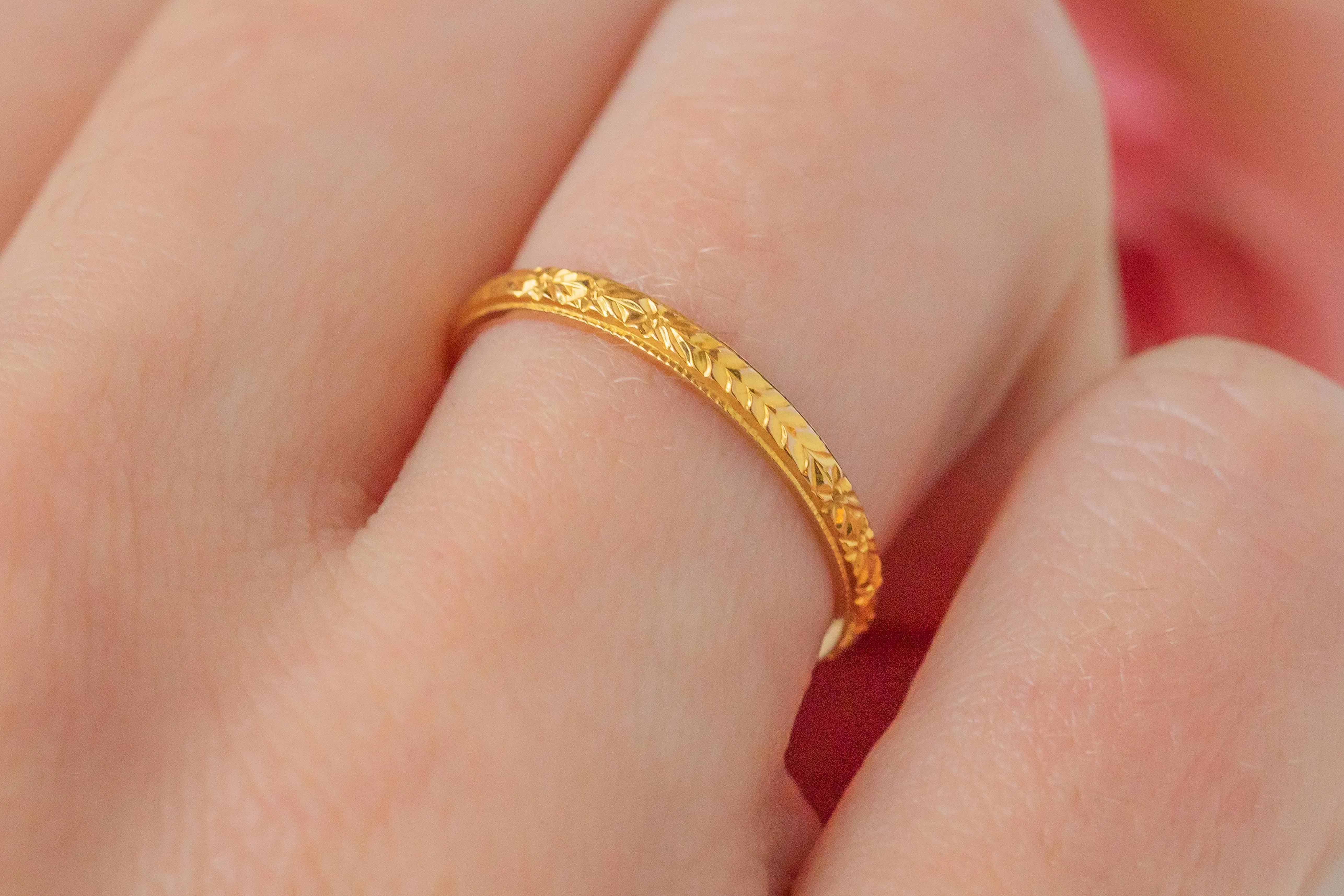 9ct Gold Engraved Orange Blossom Wedding Band