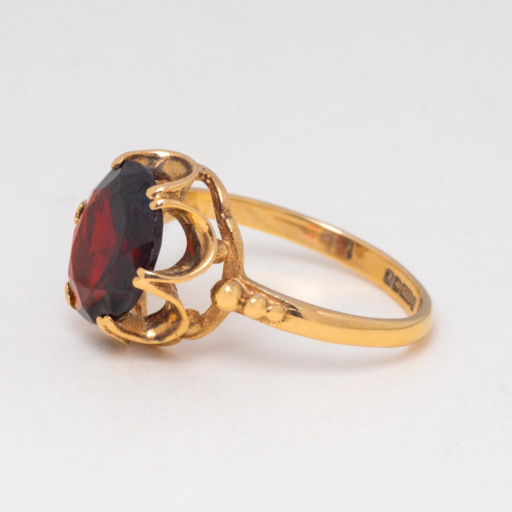 9ct Gold Garnet Buttercup Set Ring, 2.00ct