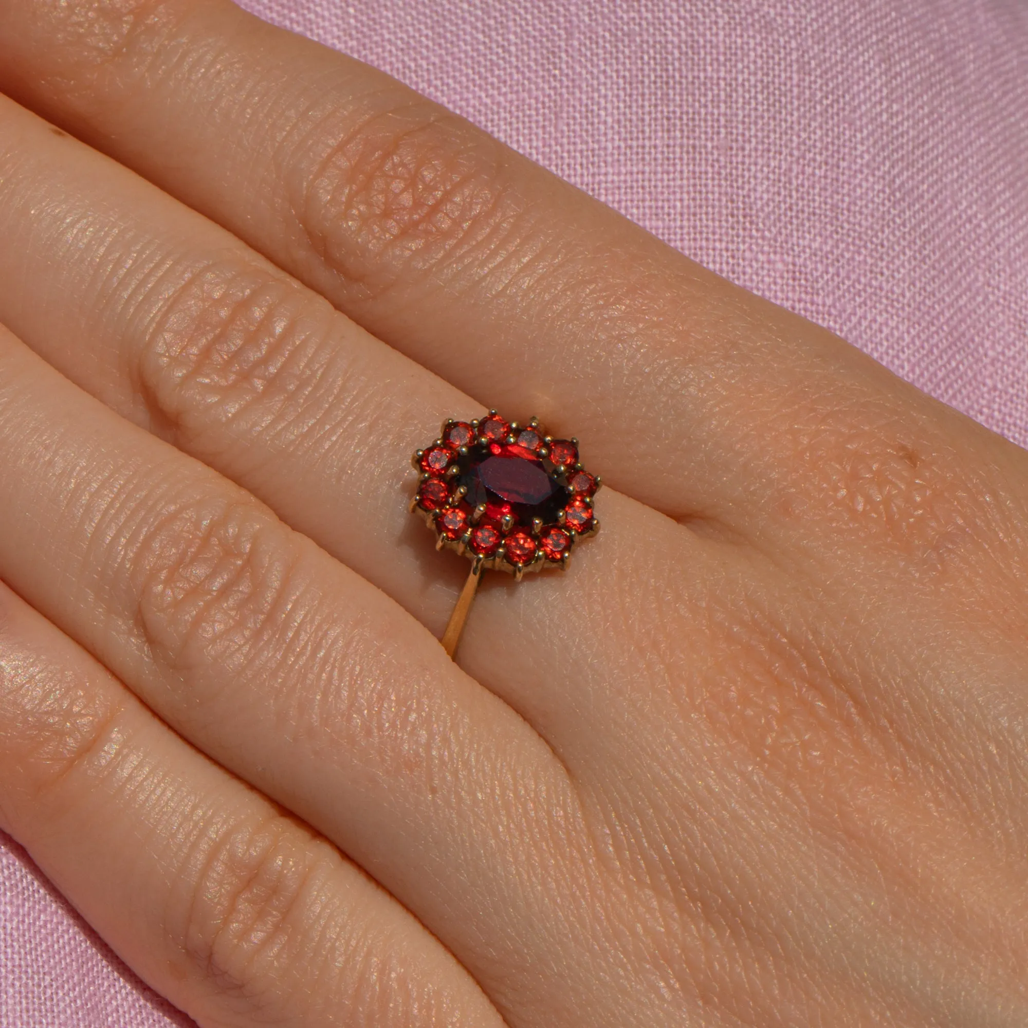 9ct Gold Garnet Flower Cluster Ring