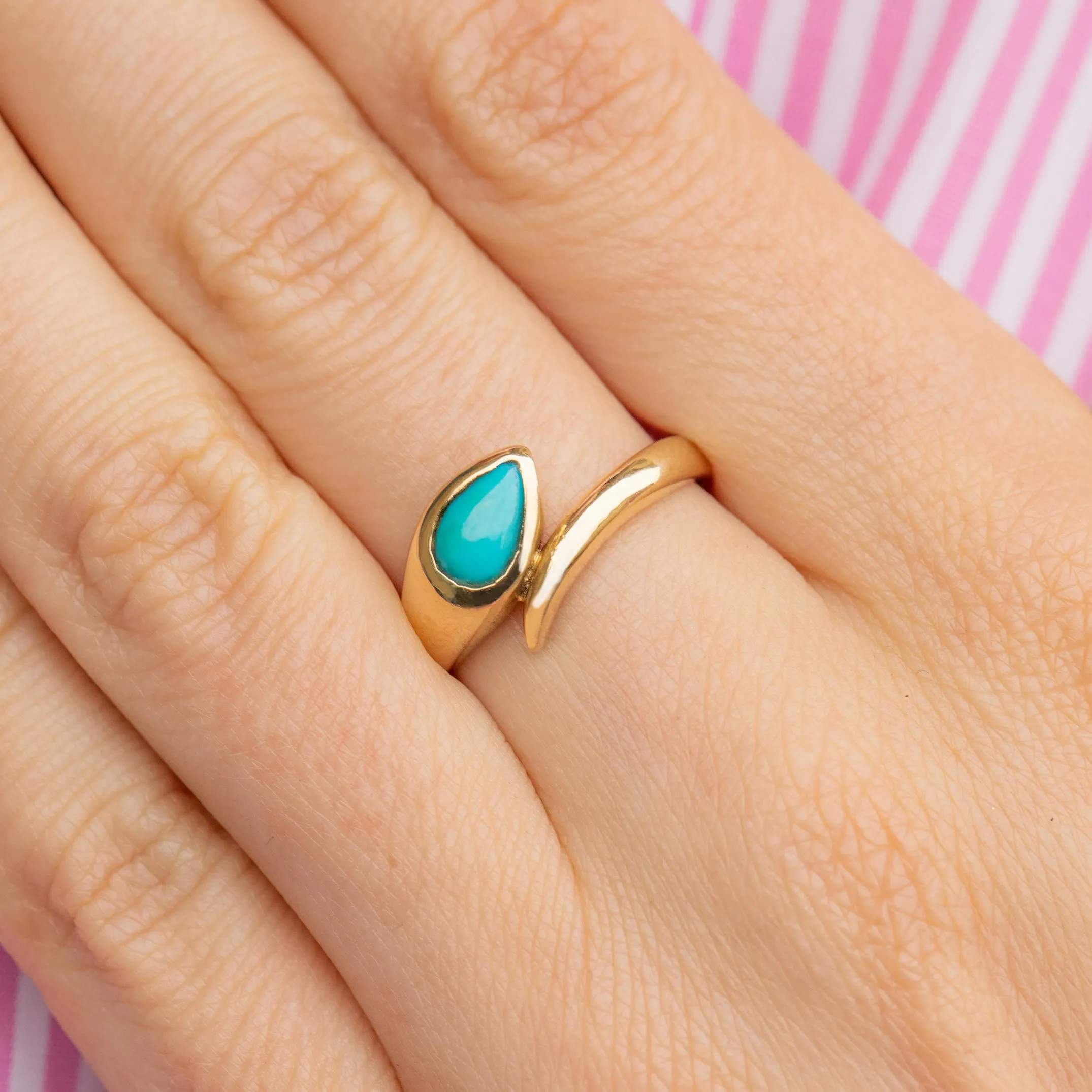 9ct Gold Turquoise Snake Ring