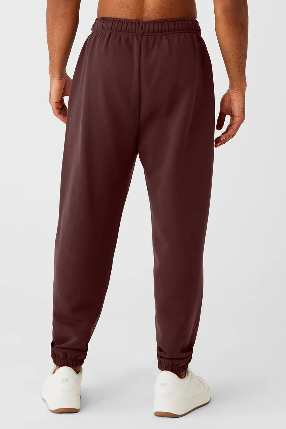 Accolade Sweatpant - Cherry Cola