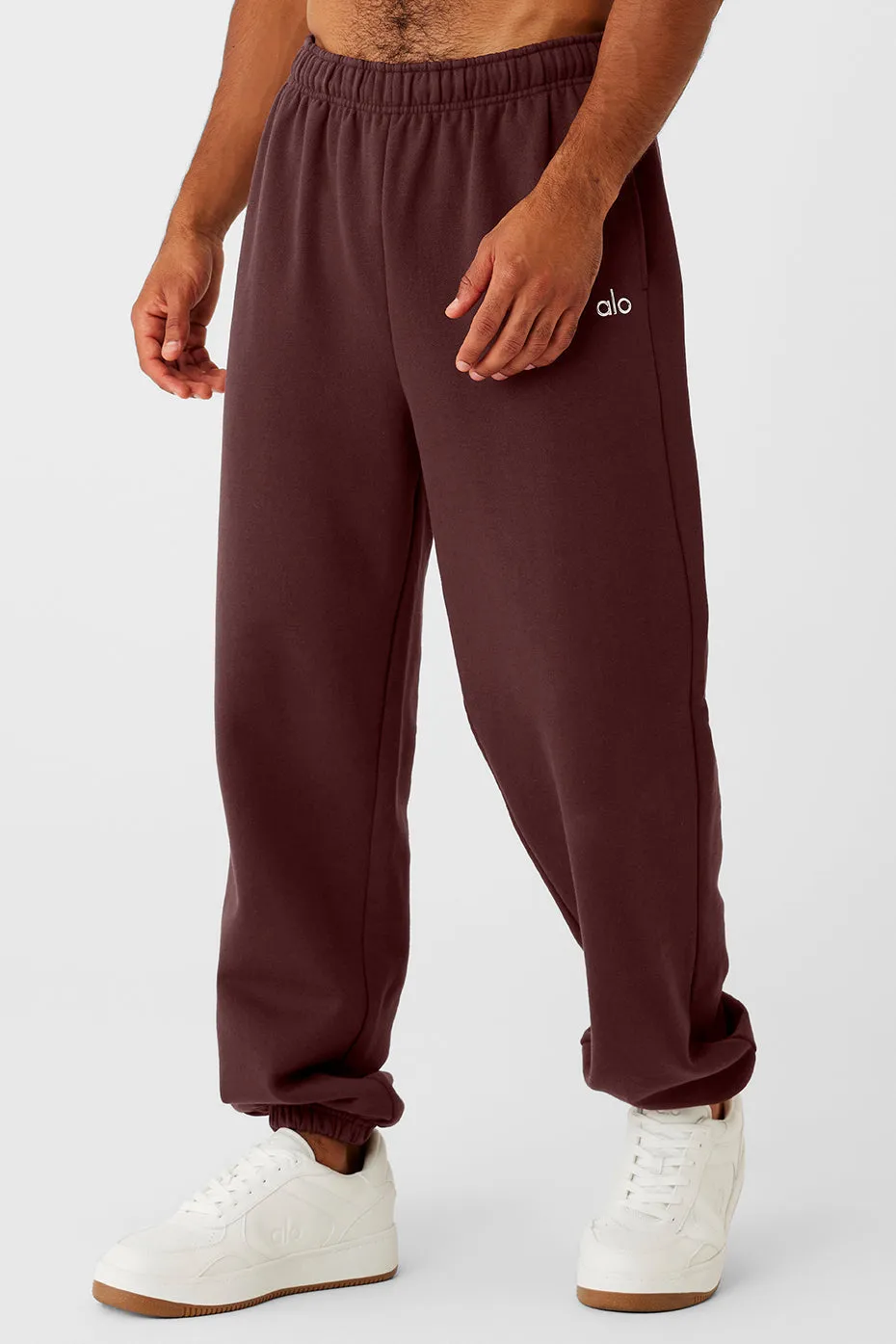 Accolade Sweatpant - Cherry Cola