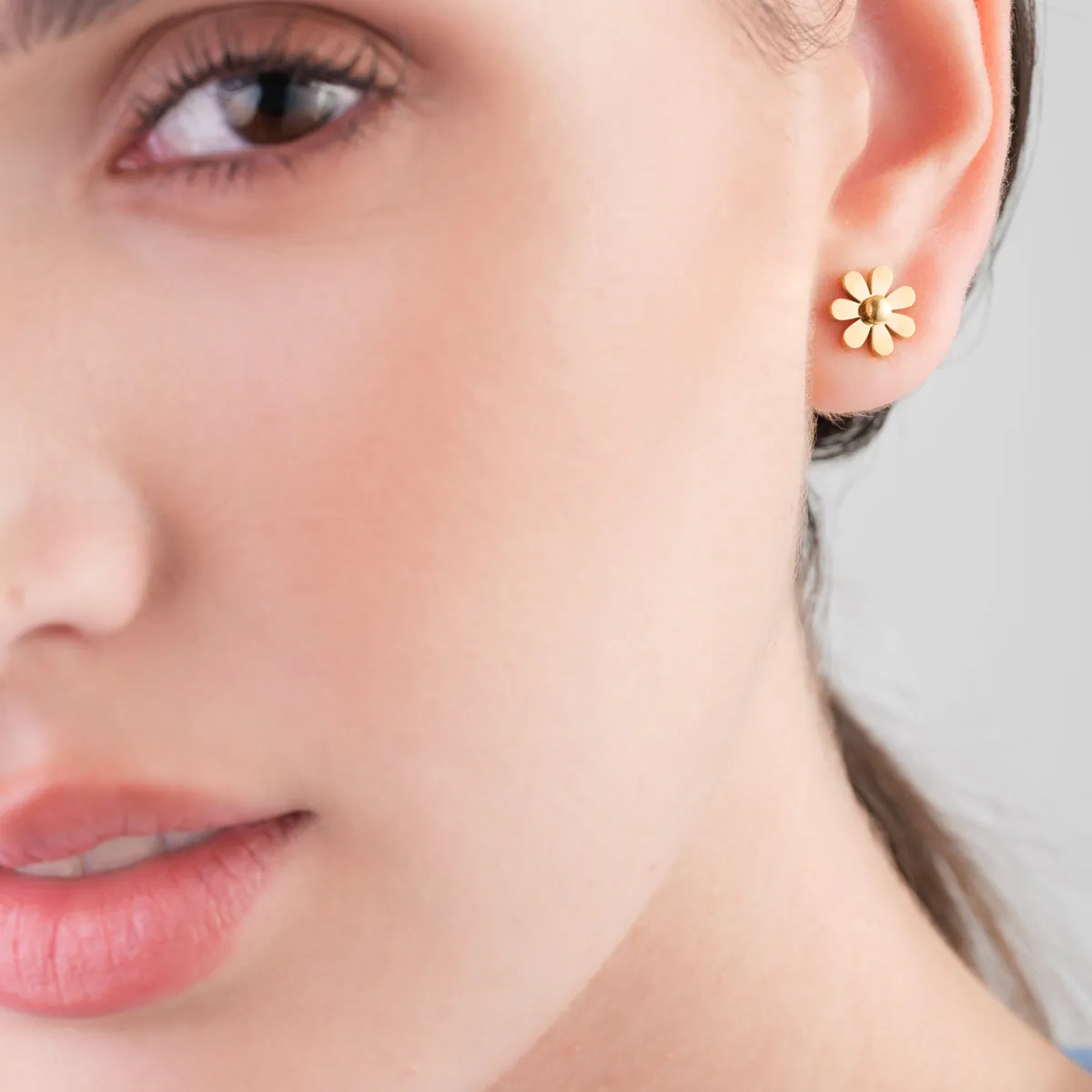 Gold Flower Stud Earrings