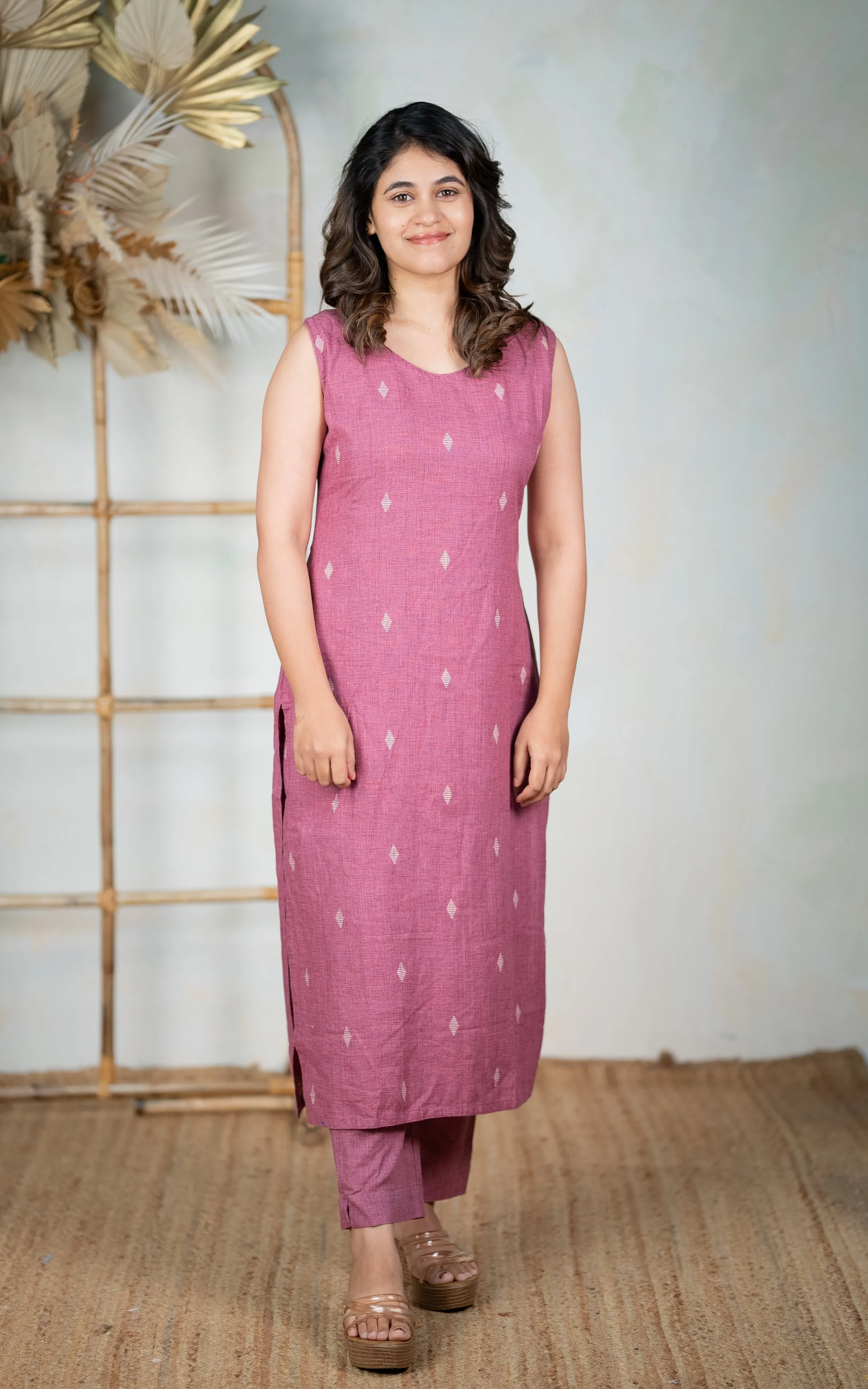 Sidhiksha Pink (Kurti Pant)