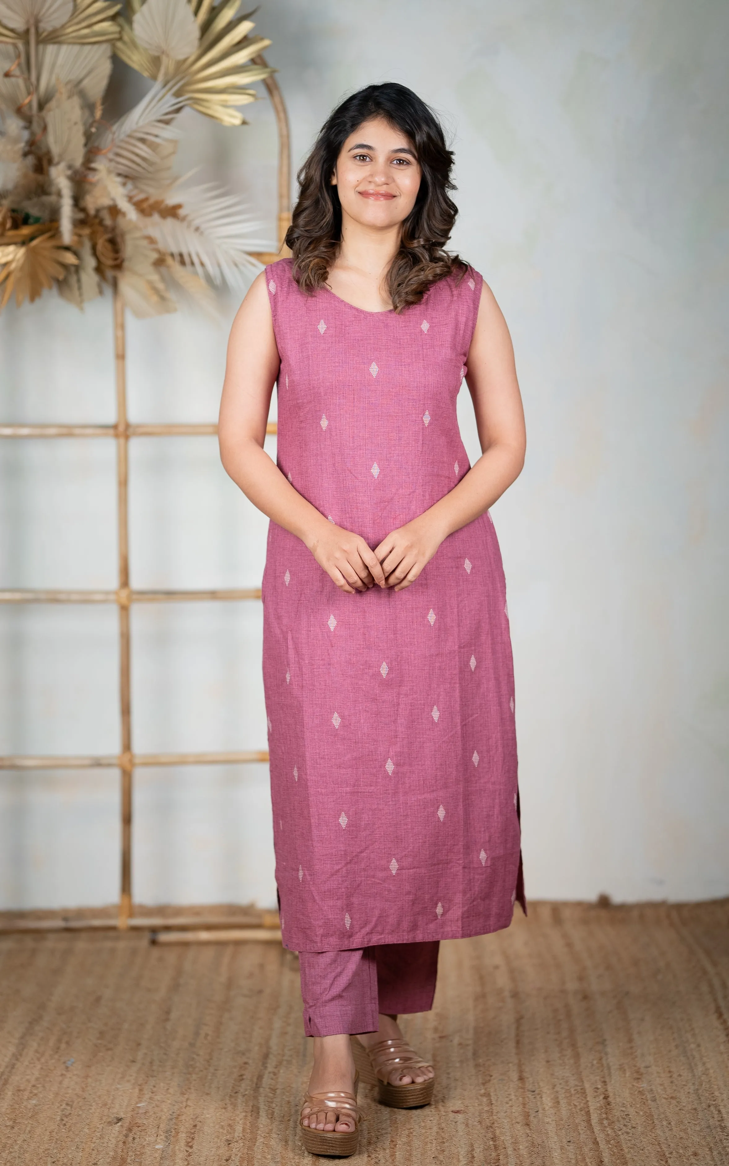 Sidhiksha Pink (Kurti Pant)