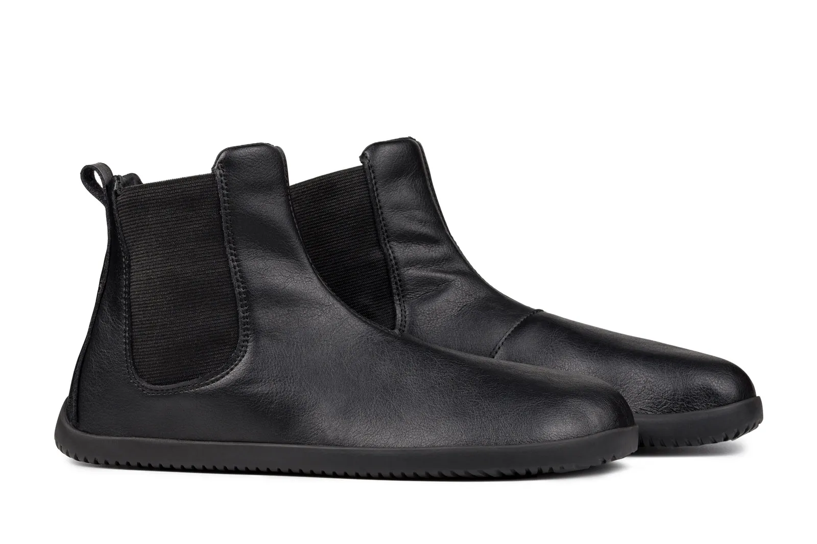 Women’s Chelsea barefoot black boots